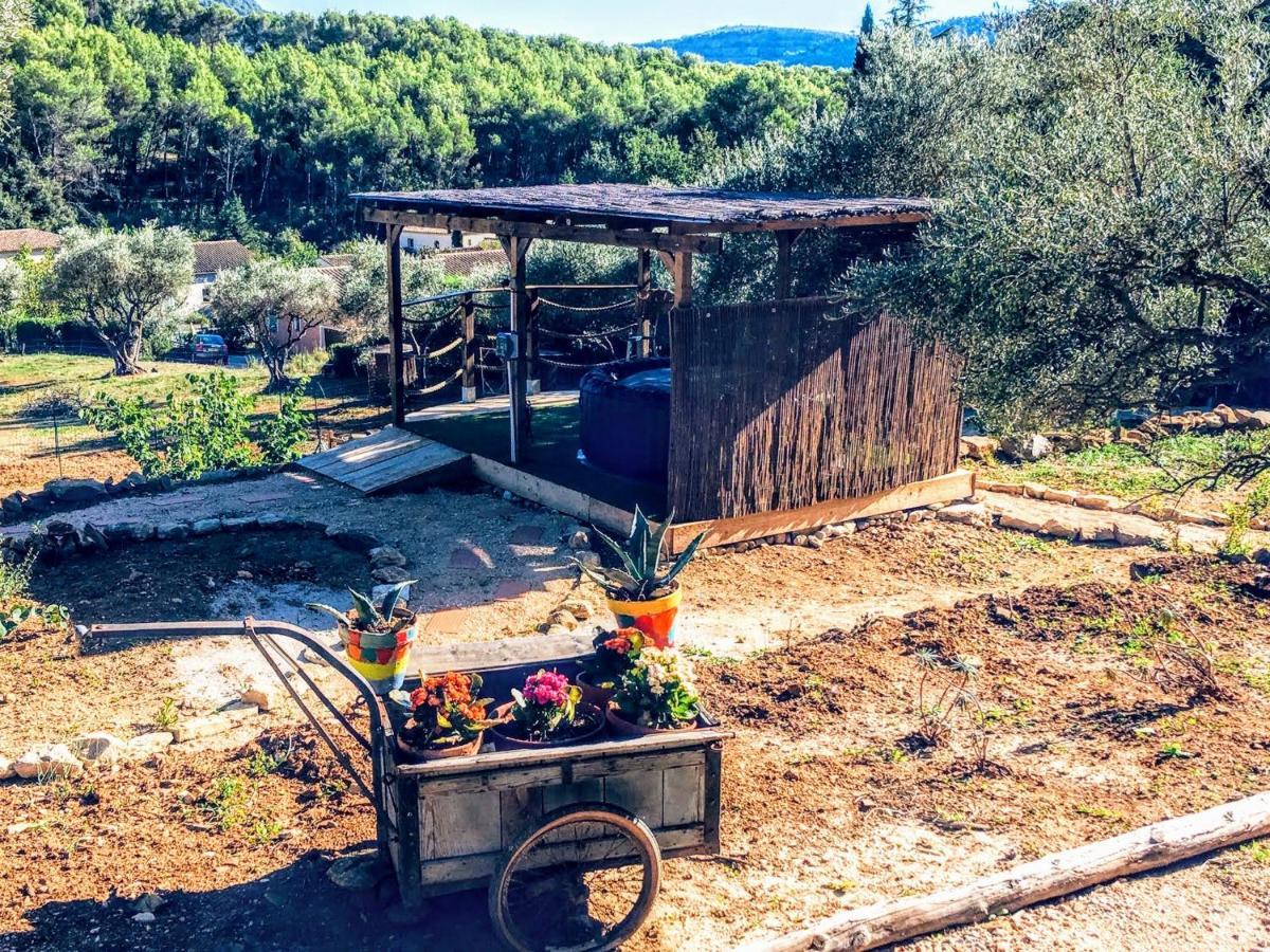 Dépend Atypiq Bohème,piscine chauffée toute l'année, jacuzzi,sauna,loisirs nature Le Beausset Extérieur photo
